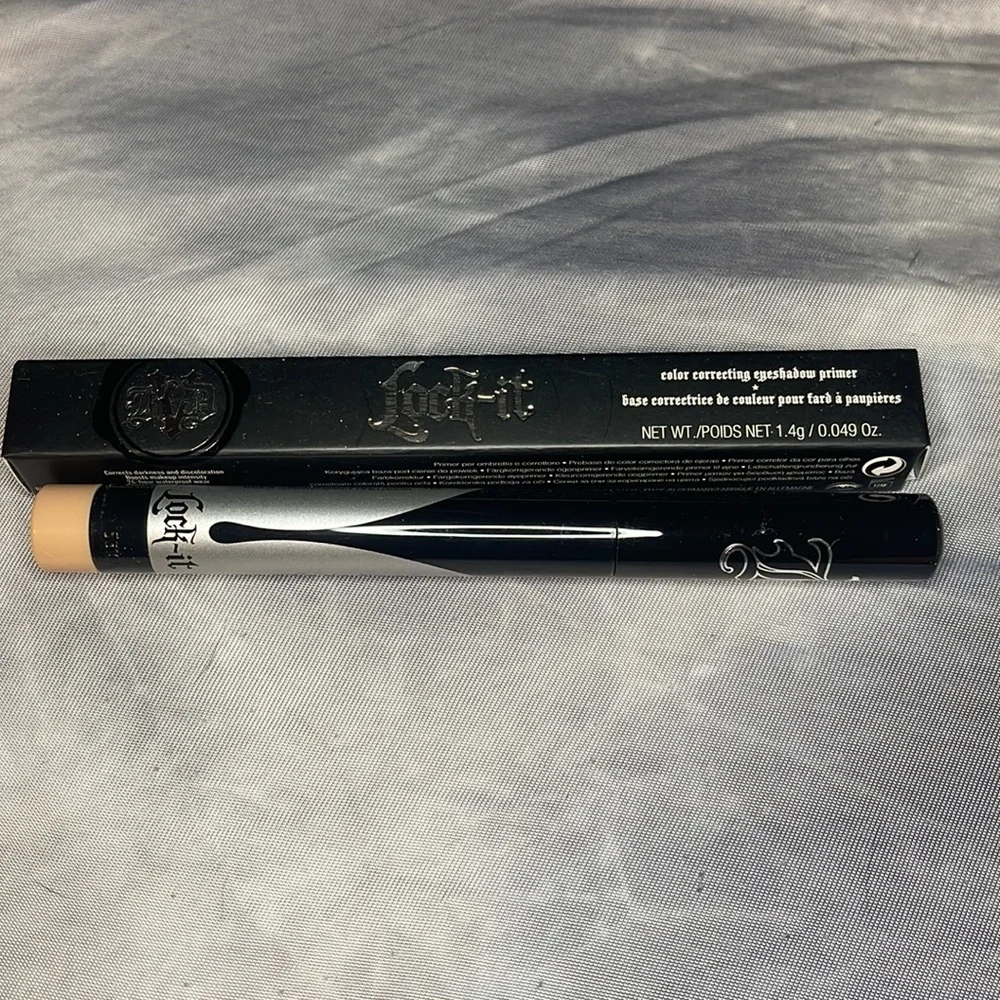 KVD Light Lock-It Color Correcting Eyeshadow Primer